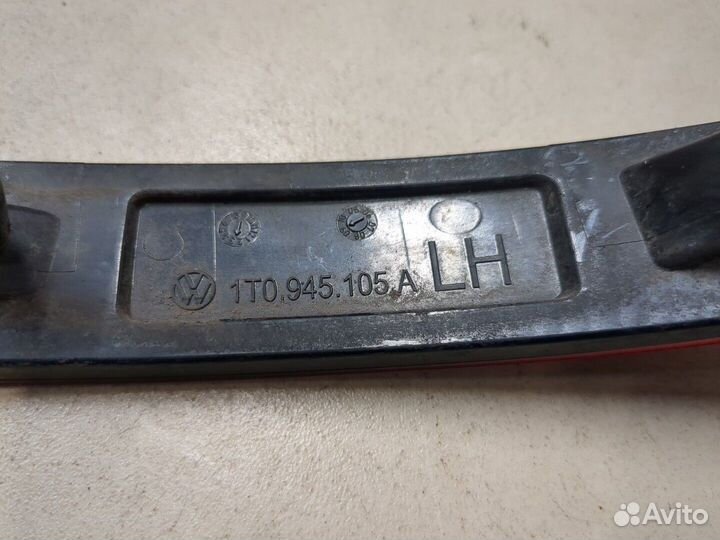 Катафот Volkswagen Touran, 2008