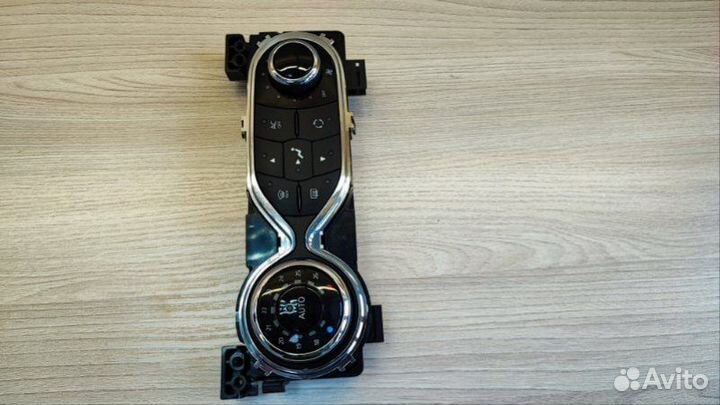 Блок климат-контроля с кнопками Renault Sandero