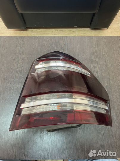 Фонарь задний левый правый Mercedes X164 GL рест