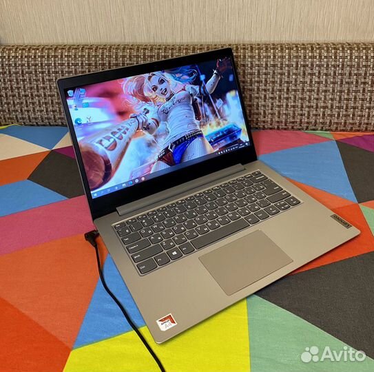 Ноутбук Lenovo в отличном состоянии, SSD, AMD-A4