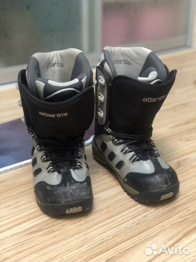 Сноубордические ботинки 42
