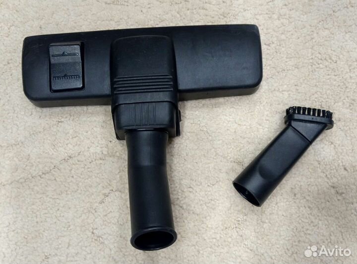 Циклонический пылесос Samsung (1800W)