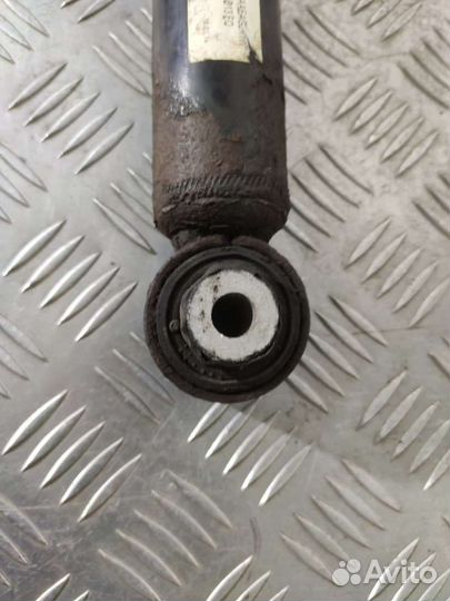 Амортизатор задний Skoda Octavia A7 1.4 5Q0512013F