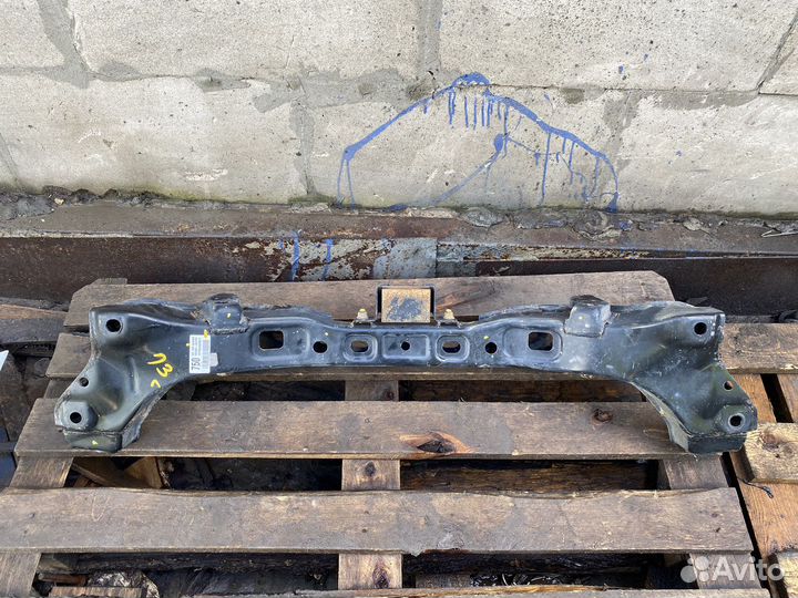 Задний подрамник Hyundai i40