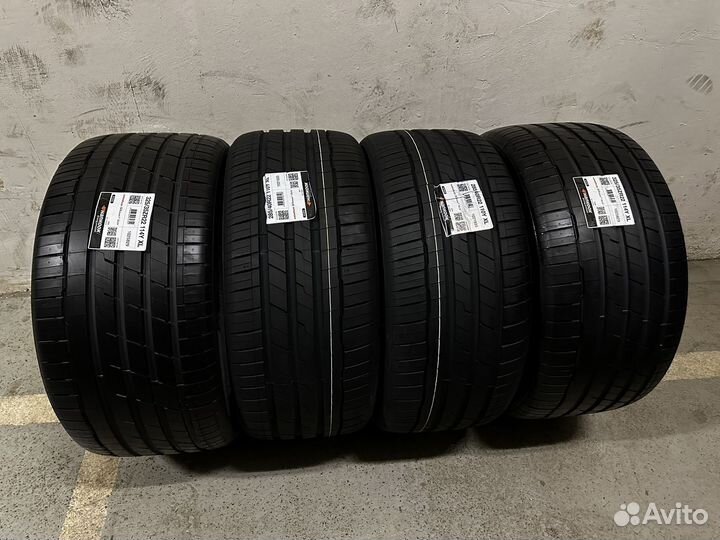 Hankook Ventus S1 Evo3 SUV K127A 285/40 R22 и 325/35 R22 114Y