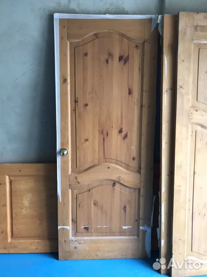 Деревянные межкомнатные двери б/у