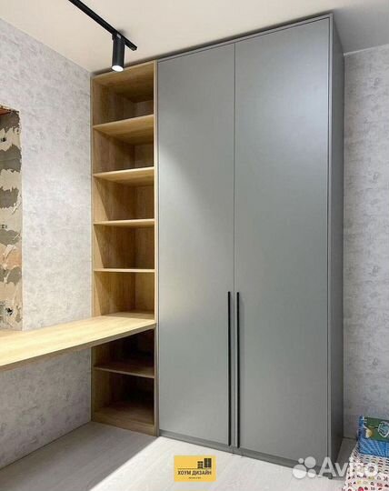 Рабочая зона у окна на заказ