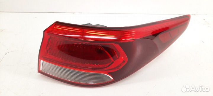 Задний фонарь на kia rio 2017-2020