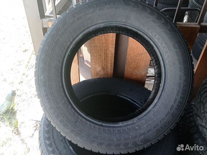 Nokian Tyres Hakkapeliitta 7 SUV 225/65 R17