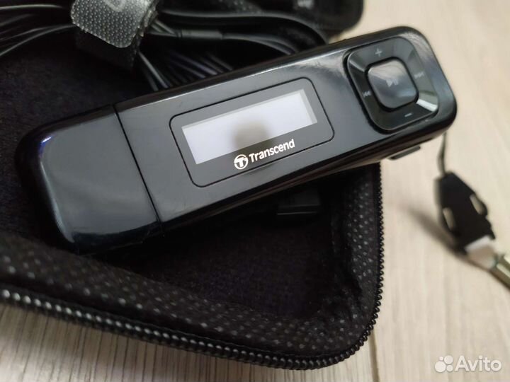 Mp3 плеер-флешка Transcend