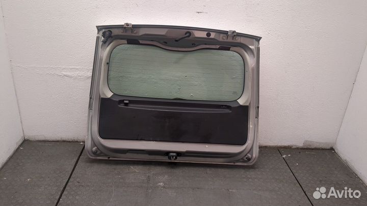 Крышка багажника Nissan Note E11, 2009