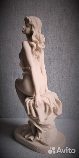 Статуэтка Девушка Фигурка интерьерная из камня