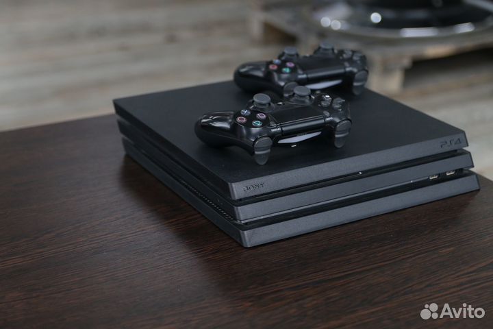 Sony PS4 pro 1tb