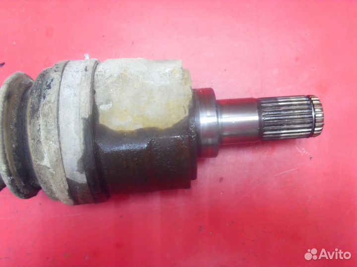 Полуось передняя левая 495001R000 Kia RIO 3 UB,QB