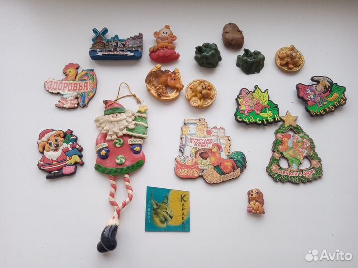 Набор магнитиков на холодильник