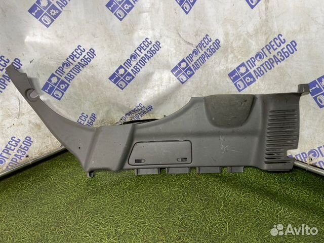 Обшивка багажника задняя левая Chevrolet