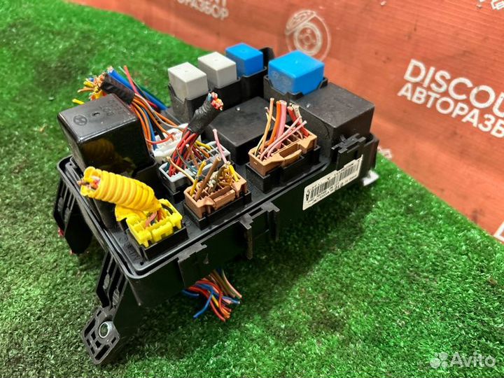 Блок предохранителей Kia Rio JB 2005-2011