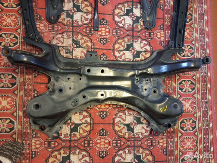 Балка Тойота Королла Е 150