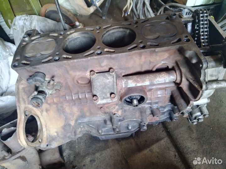 Блок цилиндров змз 406