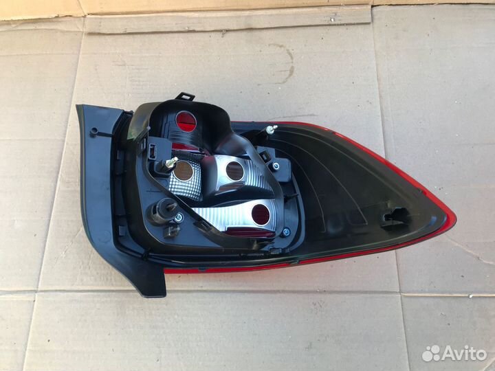 Задний фонарь Логан 2