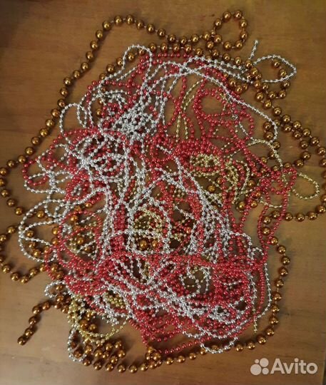 Бусы на ёлку. Новогодние украшения