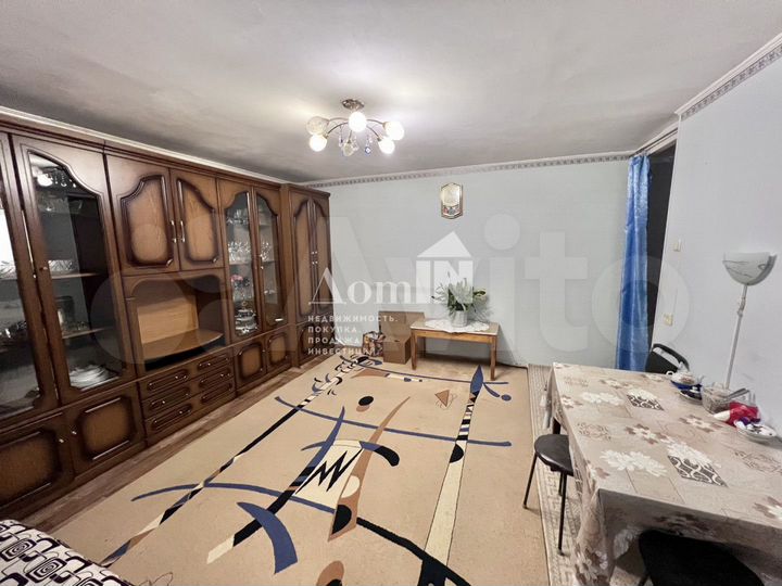 Комната 20 м² в 4-к., 1/5 эт.