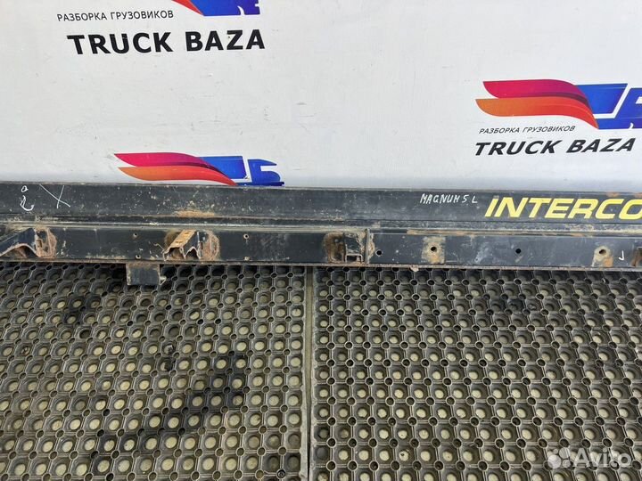 Лонжерон кабины левый Renault Magnum