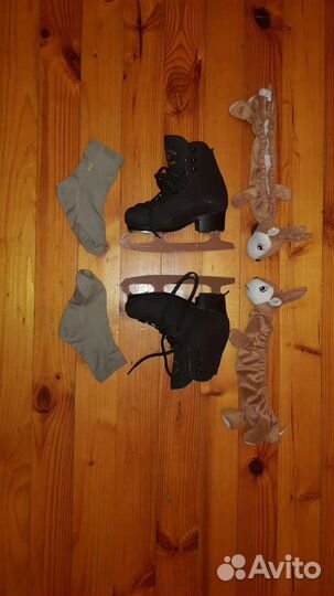 Коньки Риспорт с лезвиями Шеффилд для детей