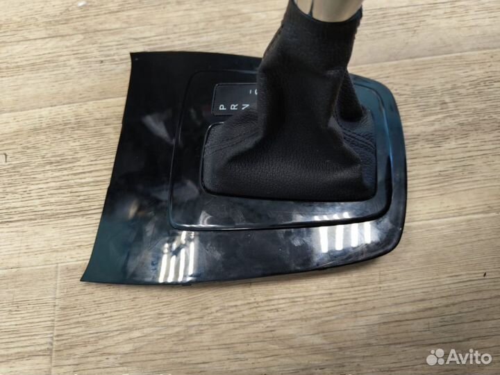 Кожух + накладка декоративная АКПП Ford Kuga 2012