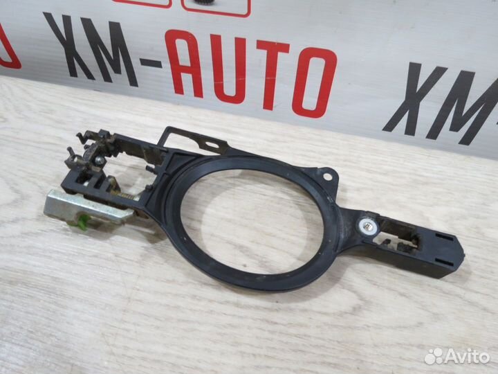 Кронштейн ручки Mitsubishi Outlander XL