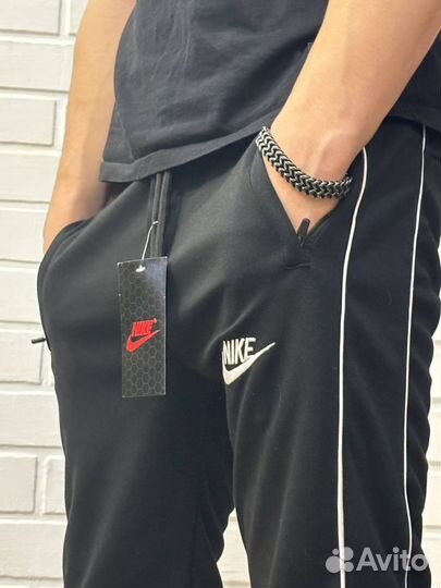 Спортивные штаны nike