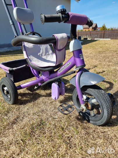 Трехколесный велосипед