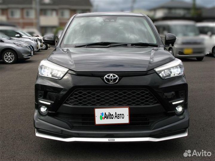 Toyota Raize 1.0 CVT, 2021, 32 300 км