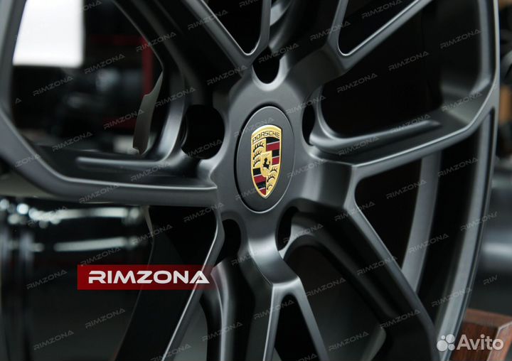 Кованые диски R22 на Porsche 911