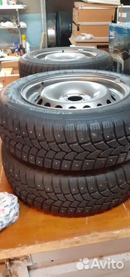 Tigar Sigura Stud 185/60 R15