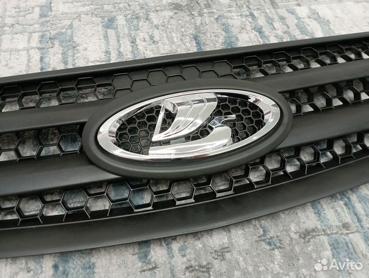 Решетка радиатора LADA Largus