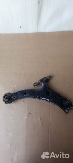 Рычаг подвески нижний передний правый Lexus Rx 300
