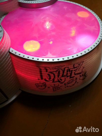 Bratz танцпол дискотека