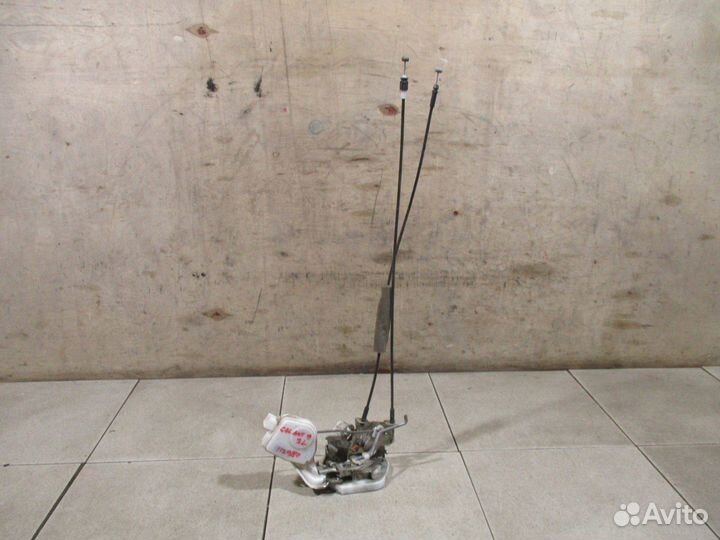 Замок двери задней левой Mitsubishi Galant 9