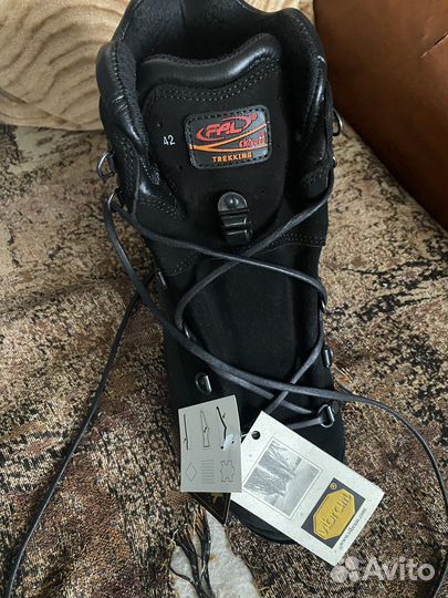 Трекинговые ботинки мужские 42