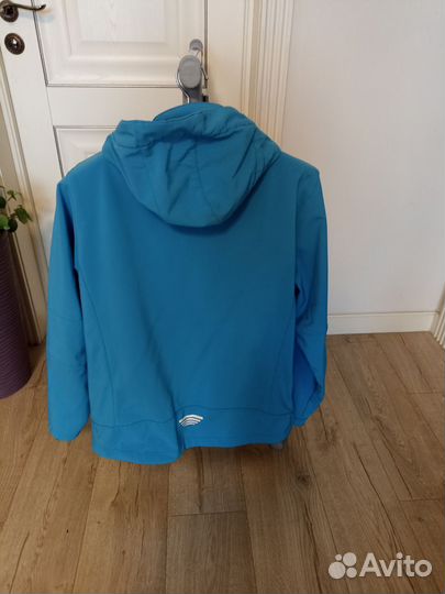 Горнолыжная куртка