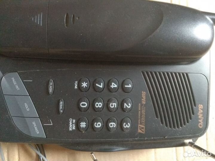 Телефон с радиотрубкой