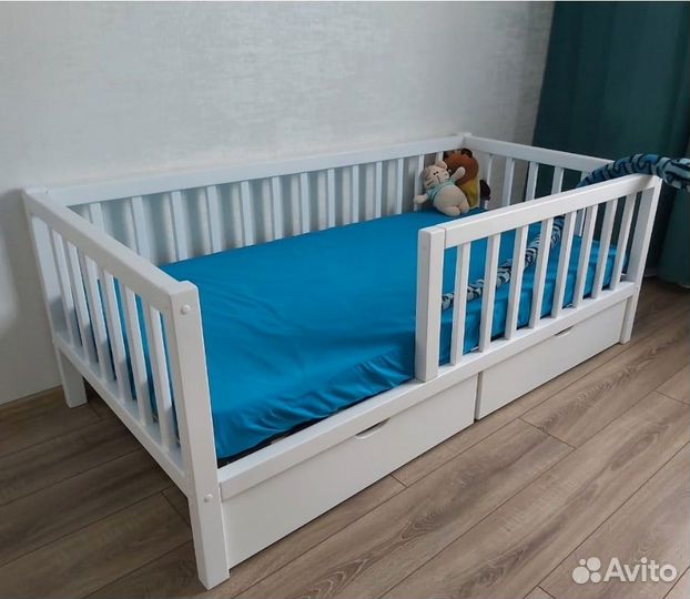 Детская кровать из дерева для детей от 2 лет