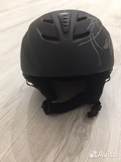 Горные лыжи с креплениями