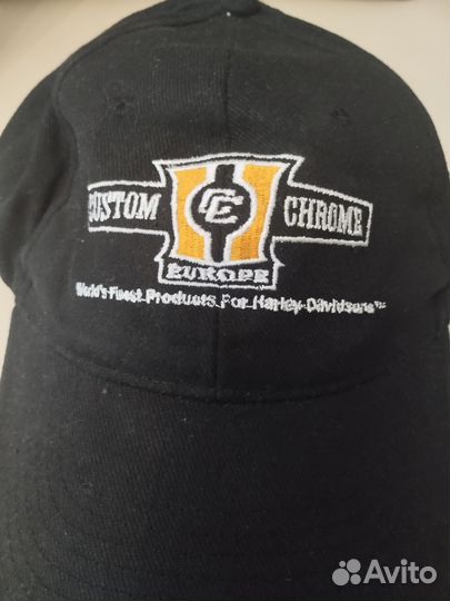 Ссе бейсболка с вышитым логотипом