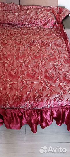 Покрывало на кровать