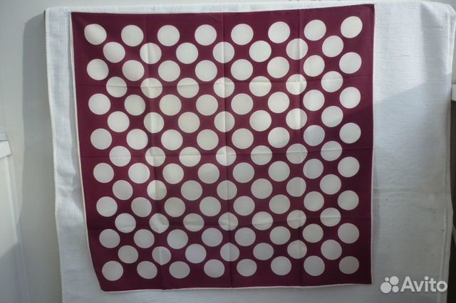 Платок вишнёвый крупный горох 72х72 СССР