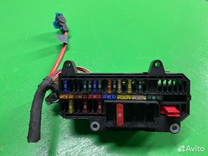 Блок предохранителей Bmw 7-Series N62B48B 2007