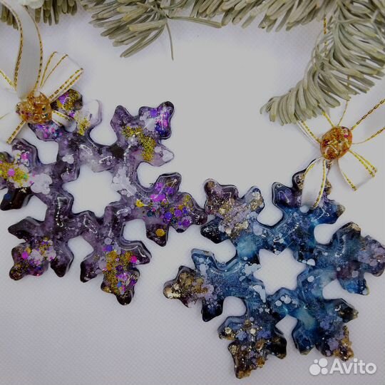 Елочные игрушки из эпоксидной смолы