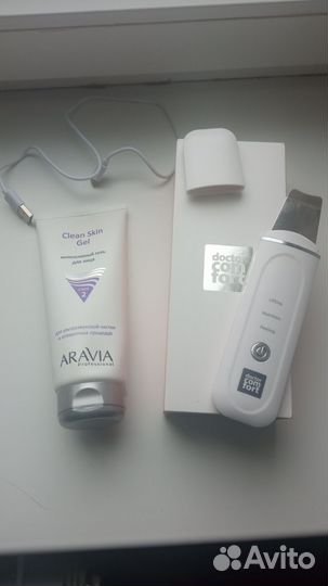 Ультразвуковой прибор для чистки лица